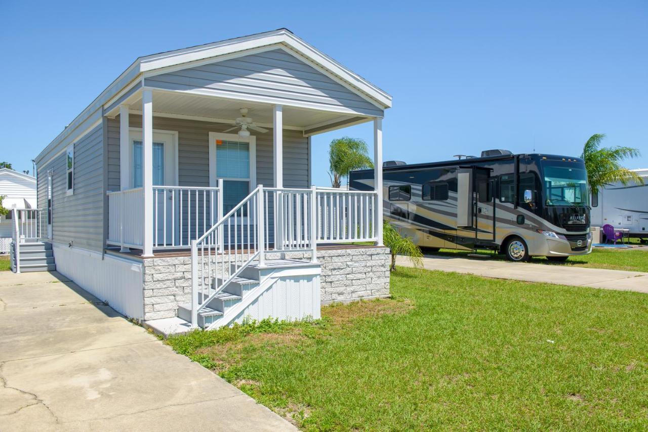 Majestic Oaks Rv Resort Zephyrhills Exterior photo