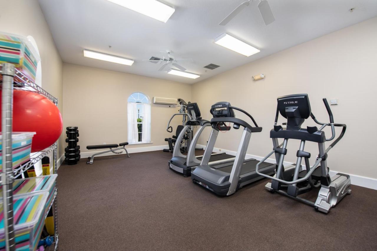 Majestic Oaks Rv Resort Zephyrhills Exterior photo